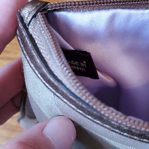 EUC Coach Flower Clutch - Picture 4 of 6